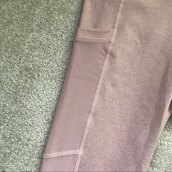 FABLETICS NWT PINK/NUDE HIGH RISE LEGGINGS!! - Picture 8 of 13